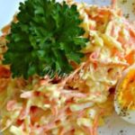 Французький салат з морквою і сиром – готуйте побільше!