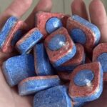 «Моя свекруха купує ці таблетки, навіть якщо у неї немає посудомийної машини: завдяки її хитрості я теж купила 1 пакетик на цілий рік »